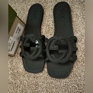 Womens interlocking g slide sandals